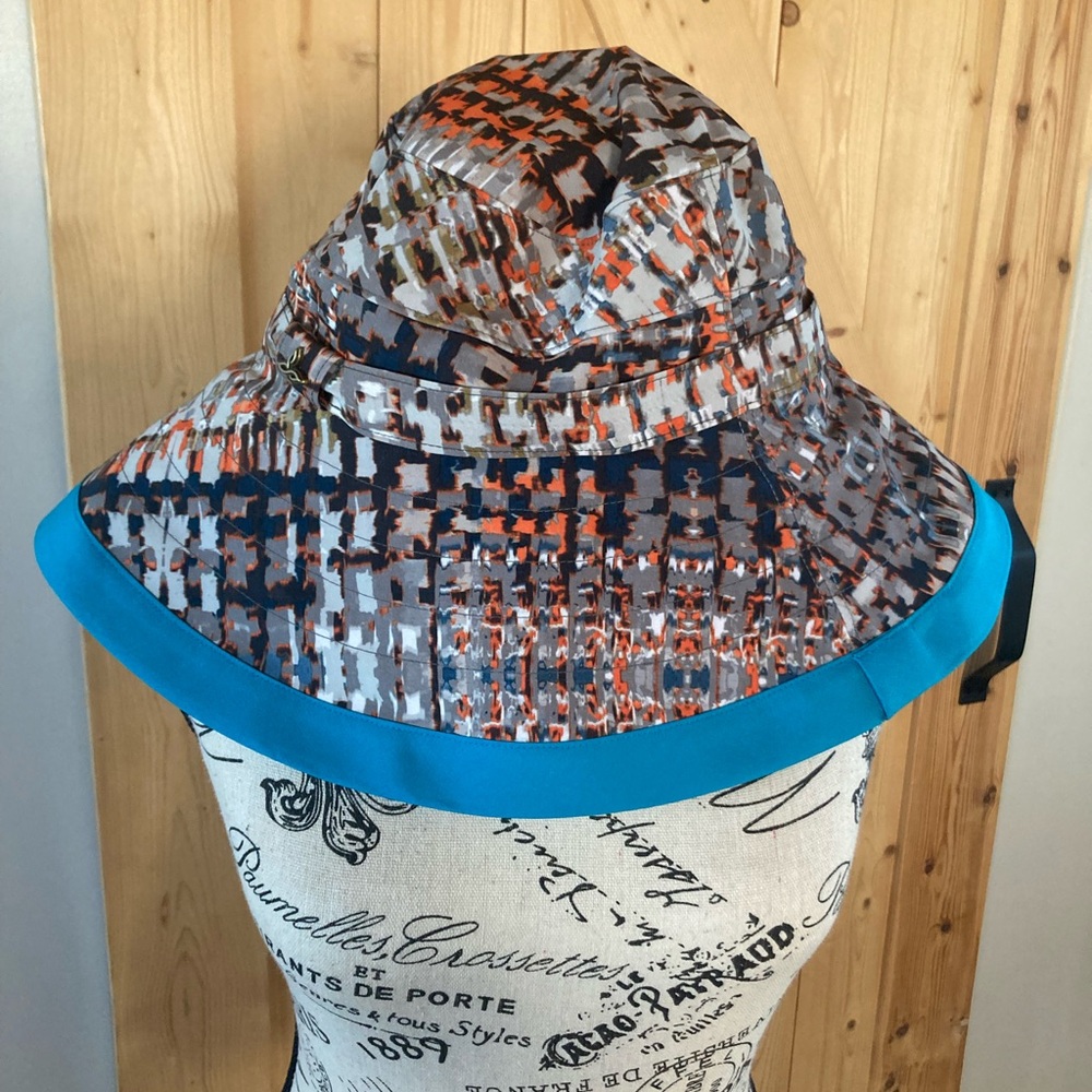 Prana reversible adjustable Sun hat NWOT Blue/Print OS packable with SPF